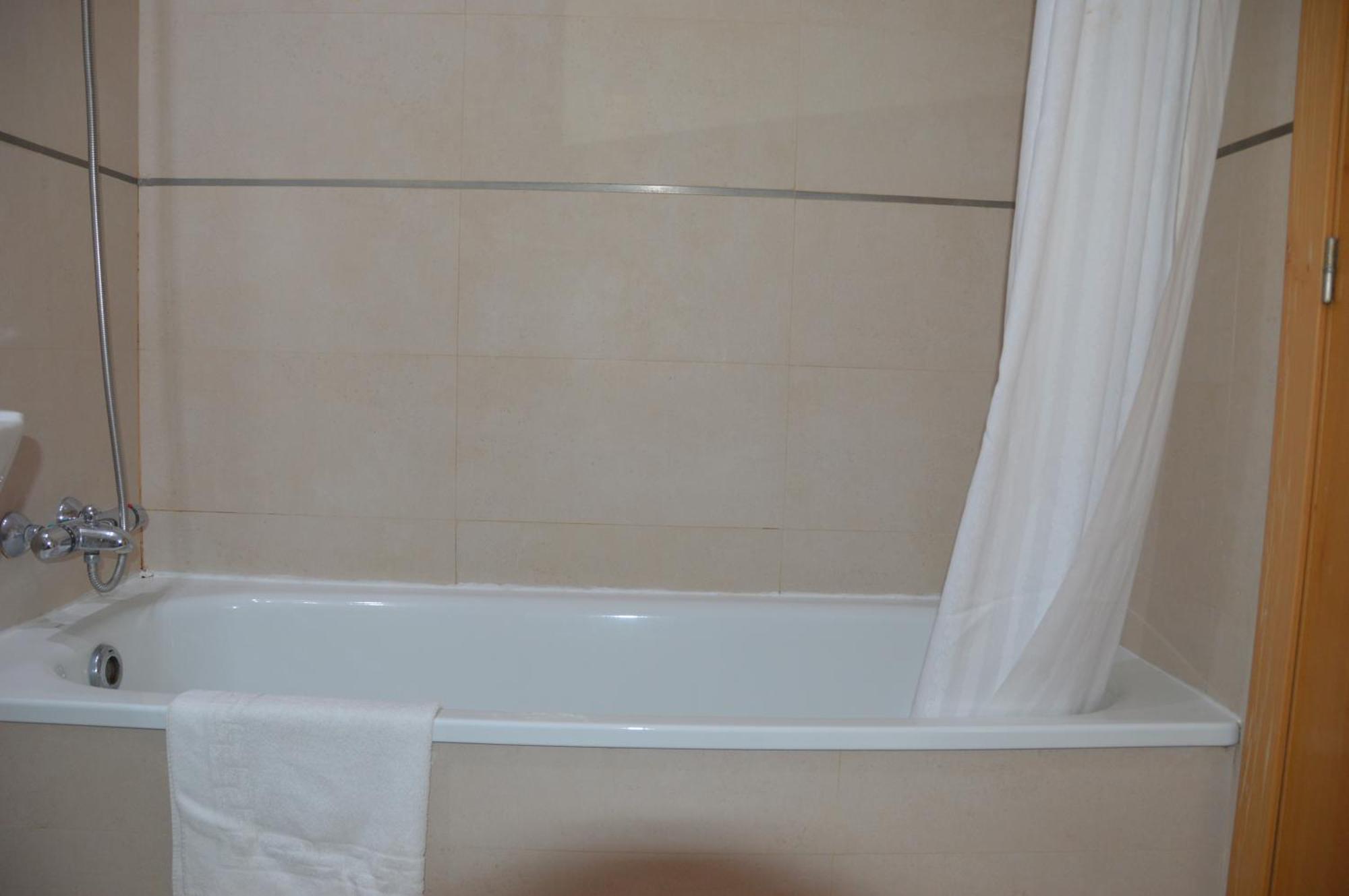 D'Oboe Marlovi Apt With Pool 貝尼多姆 外观 照片